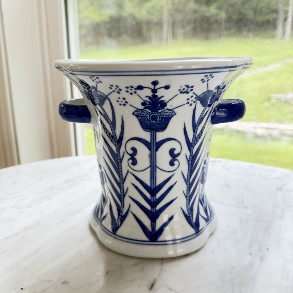 Vintage Blue & White Porcelain Planter Pot 7.5" Chinese Floral Flared Jardinière